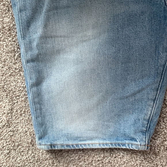 Men’s Levi 501 Shorts - Picture 4 of 9